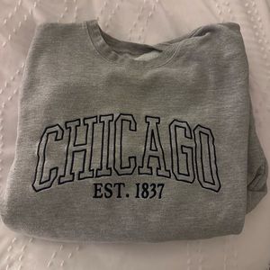 CHICAGO CREWNECK